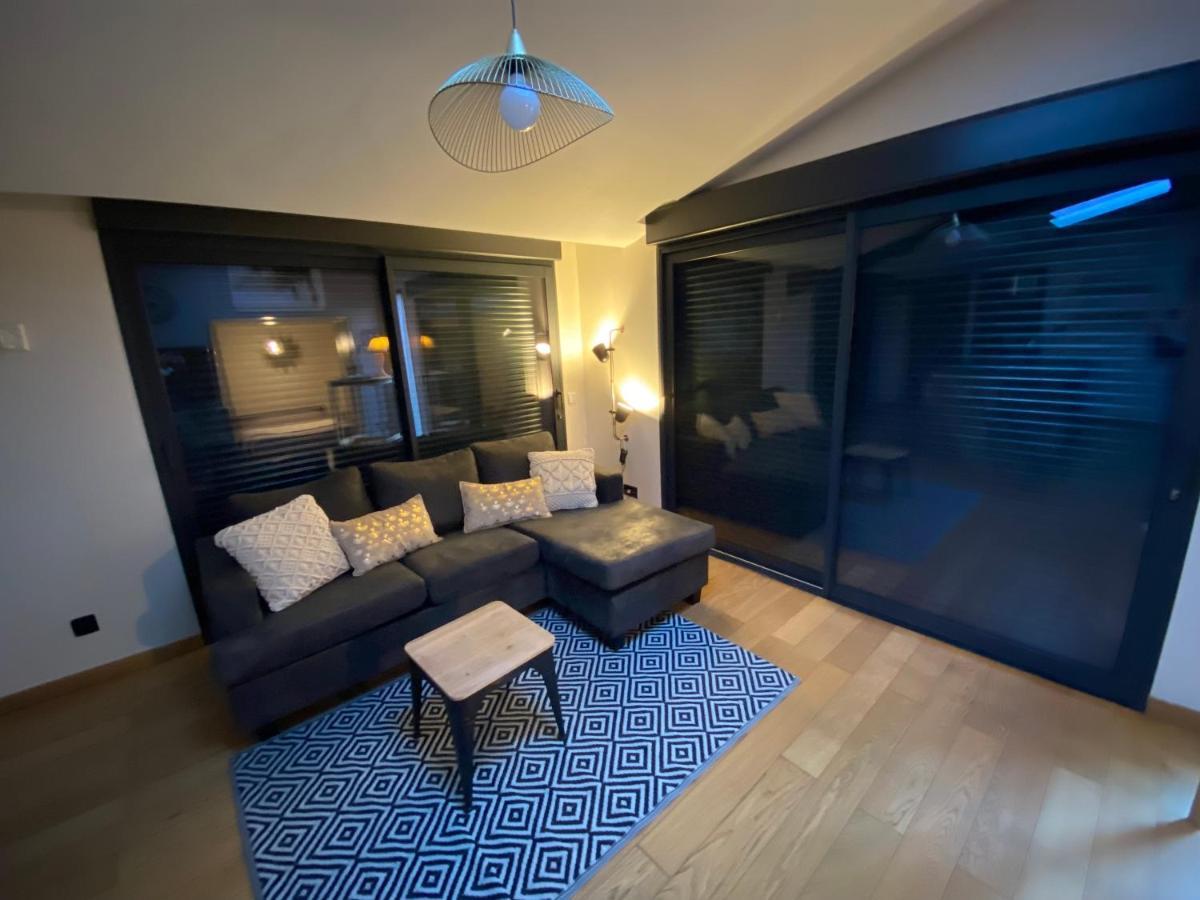 Вилла Au Coeur De La Pinede De 1 A 4 Personnes Langlade Экстерьер фото